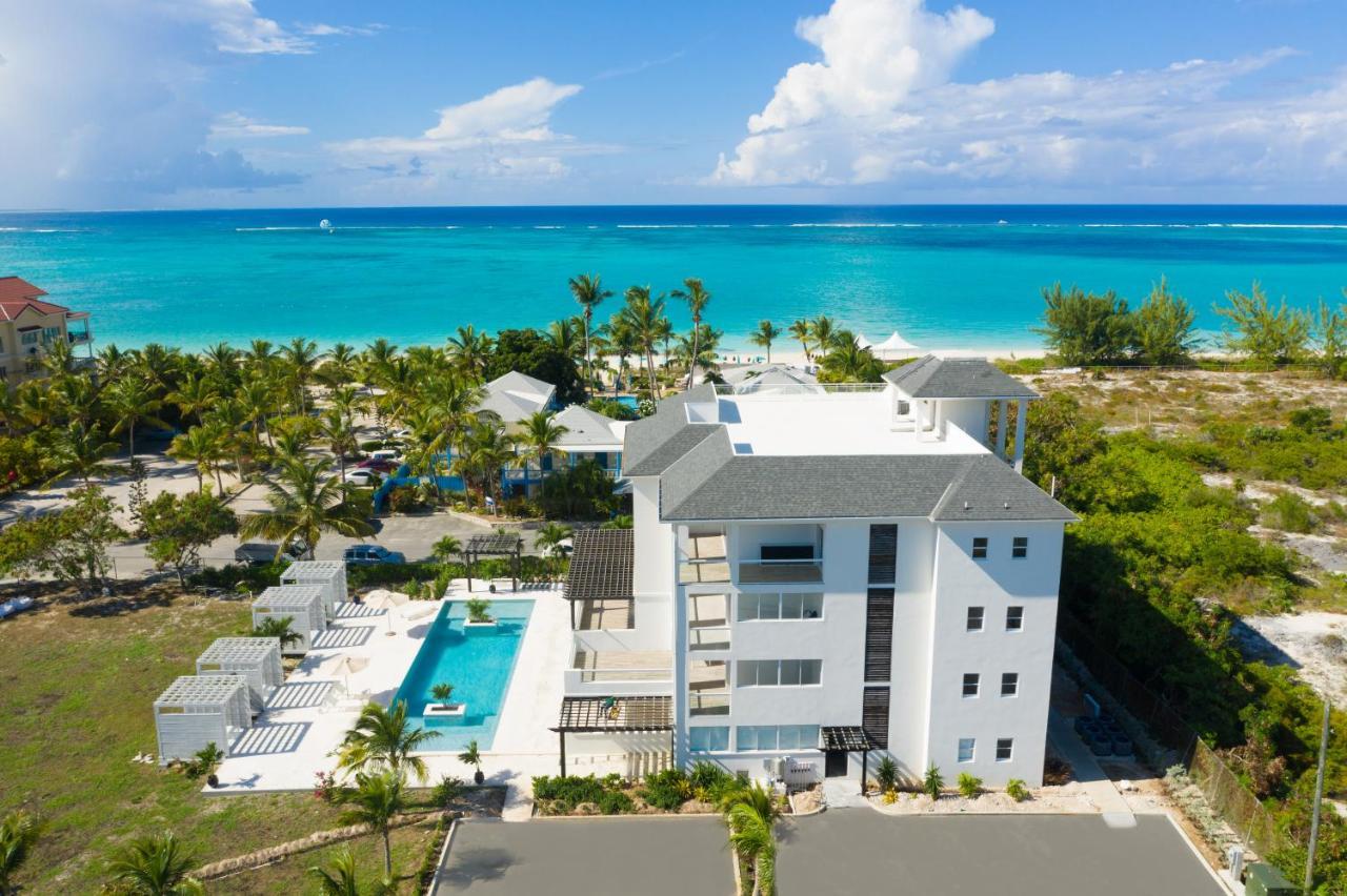 Отель The Tides, Grace Bay The Bight Settlements Экстерьер фото