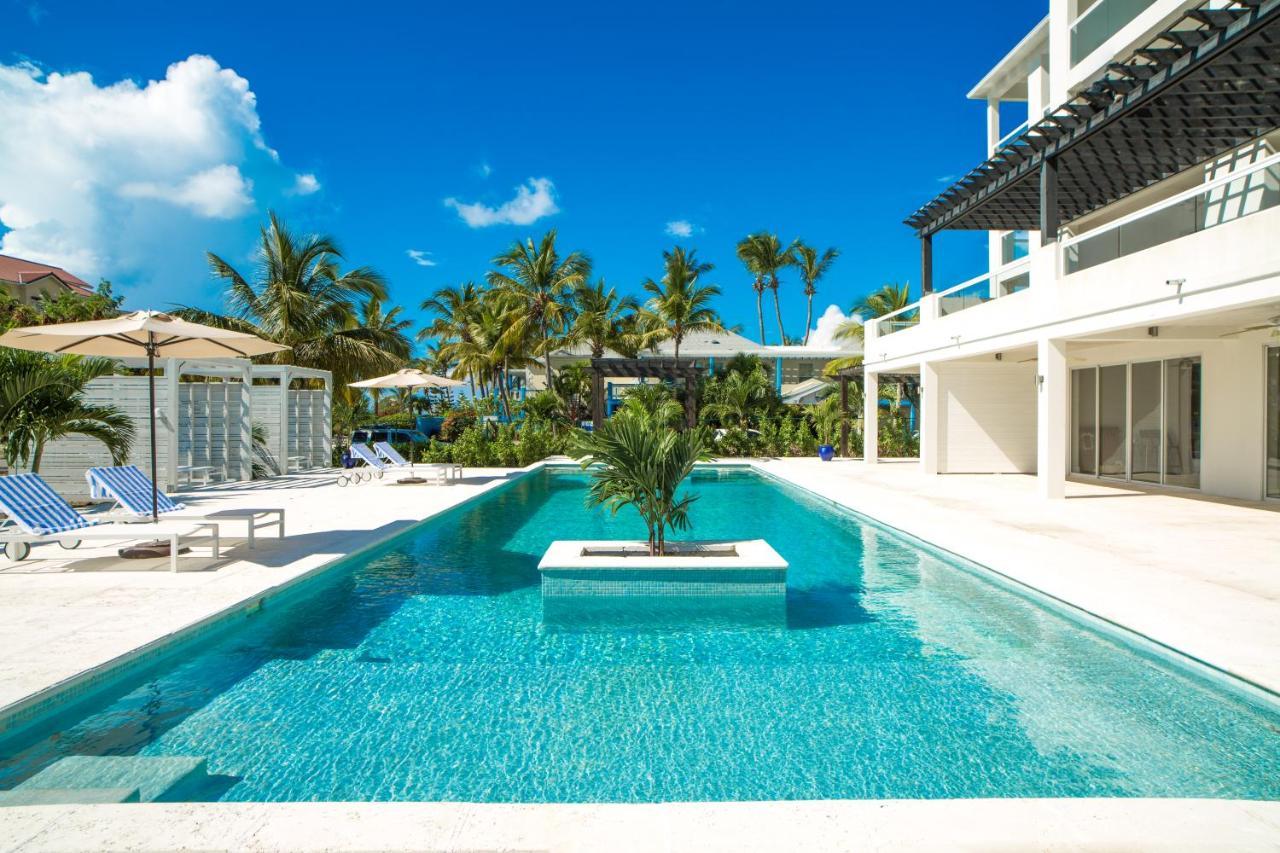 Отель The Tides, Grace Bay The Bight Settlements Экстерьер фото